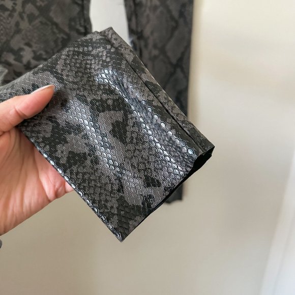 Commando Reptile Embossed Faux Leather Leggings Size Small - Picture 5 of 7